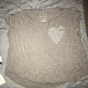 American Eagle soft shirt